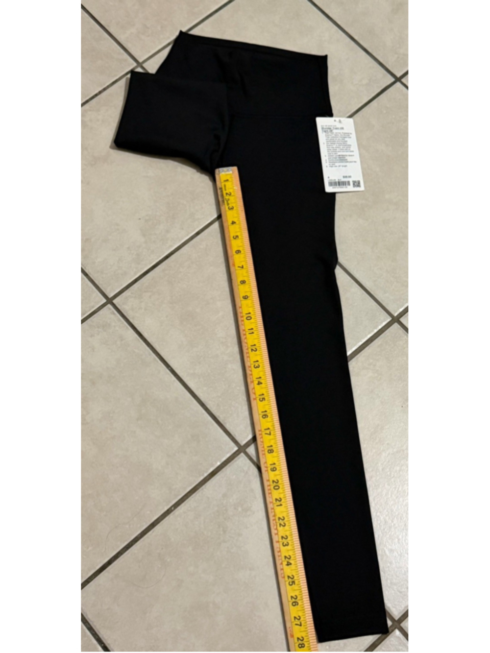 LULULEMON WUNDER TRAIN HIGH RISE LEGGING 28” BLACK COLOR SIZE 4 - Picture 4 of 7